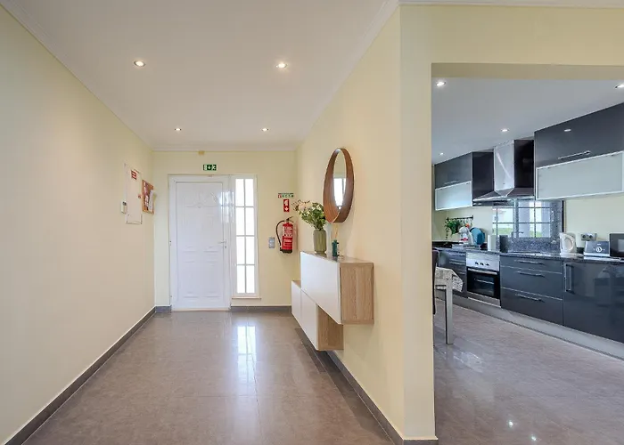 Monica - Pool Heated - By Algarkasa *