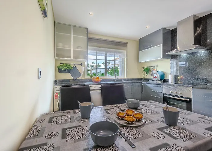 Dom wakacyjny Monica - Pool Heated - By Algarkasa