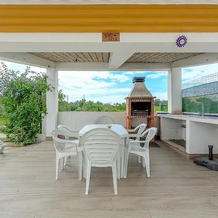 Monica - Pool Heated - By Algarkasa 度假居 *