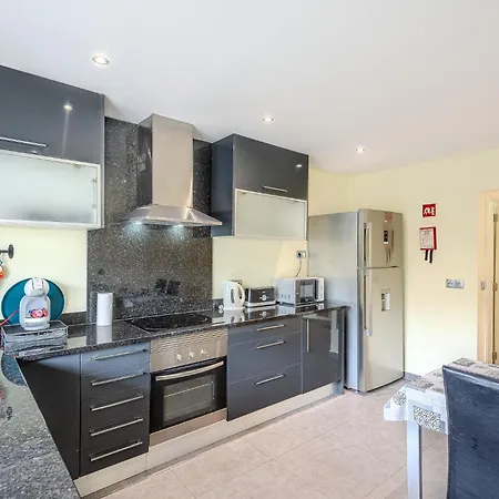 Monica - Pool Heated - By Algarkasa 度假居 *