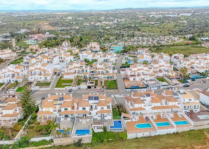 Monica - Pool Heated - By Algarkasa